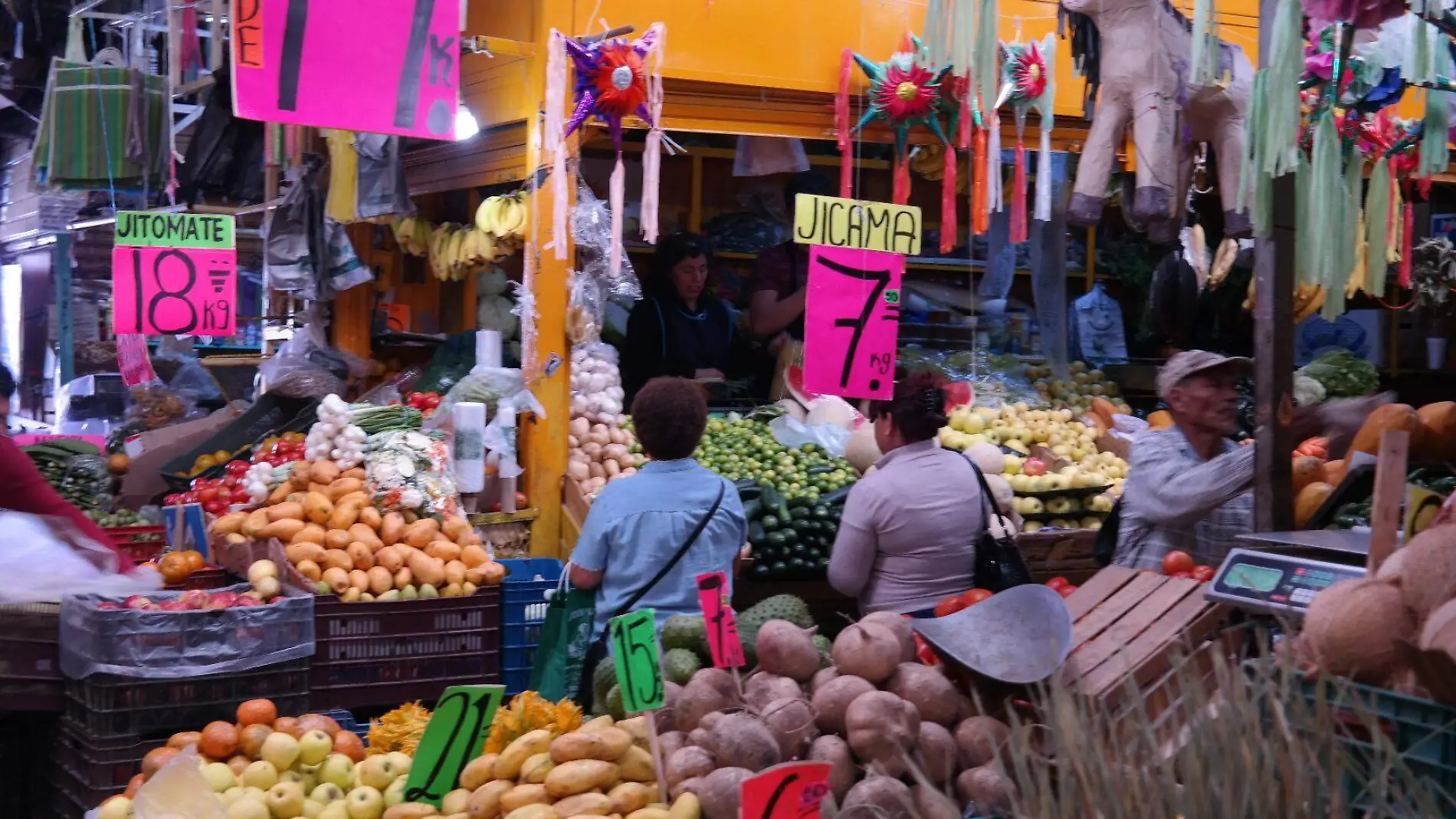 No prevén cierres de mercados derivado del Coronavirus. Foto Dolores Martínez.  El Sol de San Juan del Río.